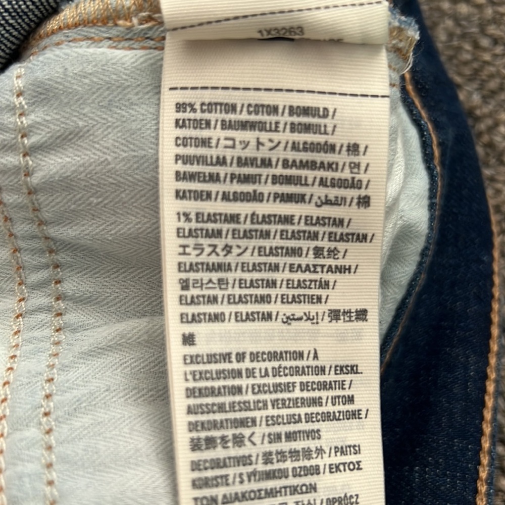 Shorts - Picture 4 of 4